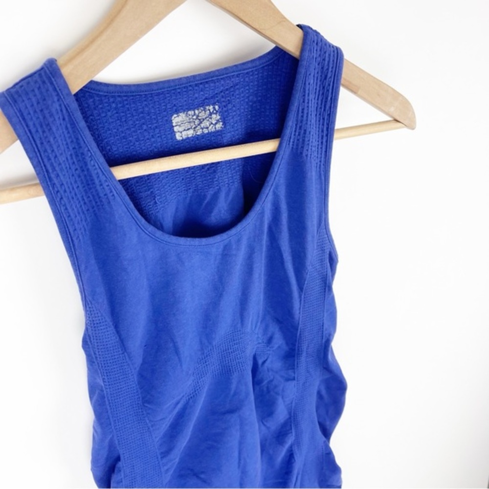 Athleta Blue Breathe Tank Size Extra Small - Picture 3 of 8